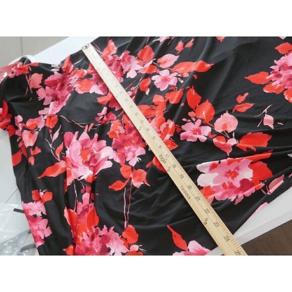 CONNECTED Plus Size Floral Popover Sheath Dress 24W - Picture 6 of 7